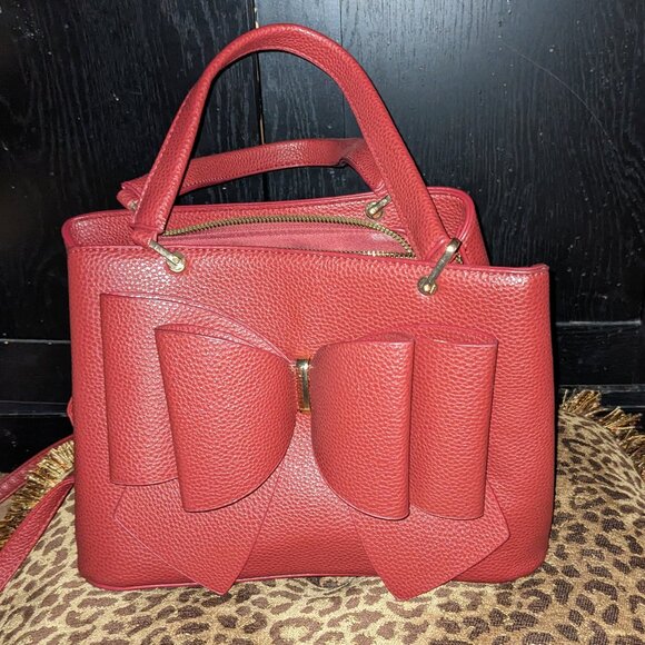 Wine Handbag with Bow and Shoulder Strap Faux LeatherBNWT - Picture 1 of 2